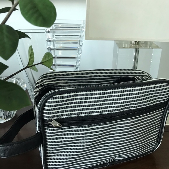 Three piece travel set - Picture 7 of 7